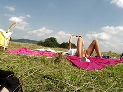 Blonde, Mignonne, Hd, Mamelons, De plein air, Culottes ou slips, Softcore, Sous la jupe