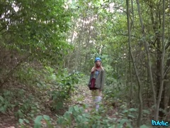 Leie, Blasen, Hundestellung, Aufs gesicht abspritzen, Handjob, Im freien, Pov, Öffentlich