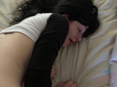 Amateur, Anal, Corrida, Penetracion con dedos, Novia, Pajear, Orgasmo, Pov