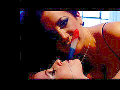 Brunette brune, Lesbienne