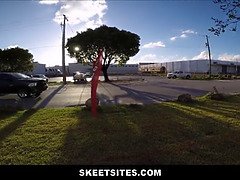 18 ans, Gros cul, Gros seins, Mignonne, Hd, Seins naturels, Pov, Adolescente