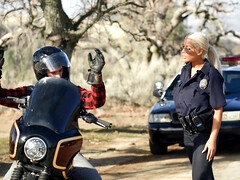 Любители, Большой член, Глубокая глотка, Сперма на лице, Секс без цензуры, Лизание, Тату, Сиськи