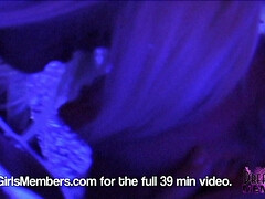 Leie, Flashen, Küssen, Im freien, Party, Öffentlich, Muschi