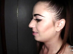 18 años, Morena, Garganta profunda, Agujero de la gloria, Interracial, Tragarse, Adolescente, Tetas