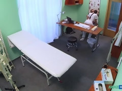 Любители, Минет, Кончили внутрь, Доктор, Медсестра, В офисе, От первого лица, Киски