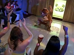 Grote lul, Grote mammen, Dansen, Fetisj, Hongaars, Interraciaal, Moeder die ik wil neuken, Tiener