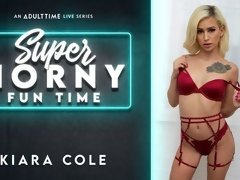 Handbeurt, Masturbatie, Geschoren, Alleen, Tatoeage, Tiener, Tieten likken, Webcamera