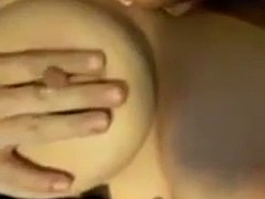 Enthousiasteling, Grote mammen, Blond, Mollig, Alleen