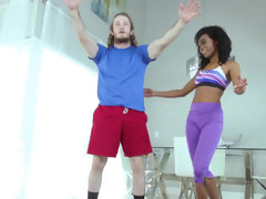 Africain, Américain, En levrette, Noir ébène, Seins naturels, Huilée, Spandex, Serré