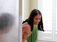 18 летние, Большой член, Минет, Брюнетки, Ласковые ручки, Порнозвезда, Жесткий секс, Молоденькие