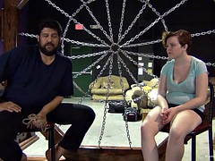 Leie, Grosse titten, Fesselspiele, Dildo, Hardcore, Rotschopf, Titten, Spielzeuge