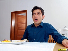 Gros seins, Noire, Blonde, Tchèque, 2 femmes 1 homme, Mature, Mère que j'aimerais baiser, Plan cul à trois