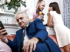 Grosser arsch, Grosser schwanz, Grosse titten, Blasen, Braunhaarige, Milf, Kurzes haar, Titten