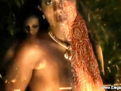 Aziatisch, Bruinharig, Zwart, Hd, Indisch, Interraciaal, Masseren, Moeder die ik wil neuken