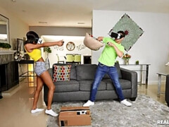 Блондинки, Семяизвержение, Сперма на лице, Пальцем, Натуральные сиськи, Наездница, Бритые, Носки