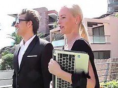 Leie, Blondine, Hundestellung, Milf, Im freien, Realität