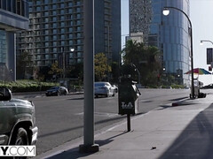 Grosser arsch, Braunhaarige, Paar, Aufs gesicht abspritzen, Muschi, Rotschopf, Reiten, Flotter dreier