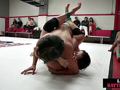 Amateur, Culo, Culo grande, Negro, Dominacion femenina, Lesbiana, Madres para coger, Lucha