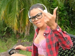 Negro, Ébano, Pajear, Interracial, Al aire libre, Pov, Estriptis, Adolescente