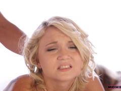 Blonde, Hard, Lesbienne, Maman, Petite femme, Rasée, Se déshabiller, Grande