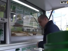 Сперма на лице, Деньги, Втроем