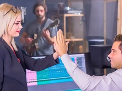 Жопа, Язык в попке, Блондинки, Минет, Собачьи, Ласковые ручки, Поцелуи, Молоденькие