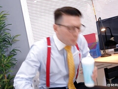 Lieveling, Grote kont, Grote lul, Rondborstig, Zwart, Likken, Moeder die ik wil neuken, Strak