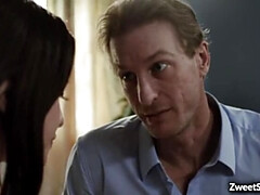 Sucer une bite, Brunette brune, Tir de sperme, Gorge profonde, Hard, Mature, Adolescente