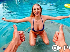 Blonde, Sucer une bite, En levrette, Lingerie, Seins naturels, Piercing, Tatouage, Adolescente