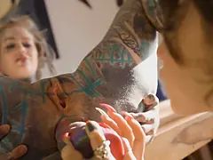 Enthousiasteling, Vingeren, Gotisch, Lesbisch, Likken, Doordringend, Kut duiken, Anaal likken