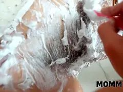 Grote kont, Bedriegen, Man die toekijkt, Harig, Rijpe lesbienne, Moeder die ik wil neuken, Moeder, Natuurlijke tieten