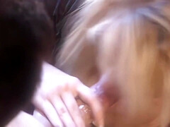 18 ans, Gros seins, Blonde, Sucer une bite, Plantureuse, Seins naturels, Nénés, Rétro ancien