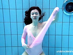 美女, 茶髪の, チェコ, フェティッシュ, Hd, 自然山雀, プール, 一人