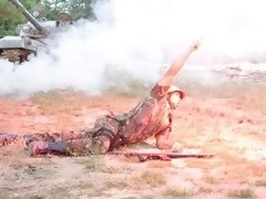 軍人, 黒人, フェラチオ, 茶髪の, バック, 手コキする, アウトドア, 剃毛