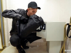Anaal, Aziatisch, Lieveling, Pijpbeurt, Brijd, Rondborstig, Hardcore, Realiteit
