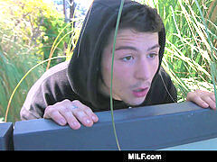 Grote kont, Sperma shot, Masturbatie, Moeder die ik wil neuken, Moeder, Buiten, Klein, Tatoeage