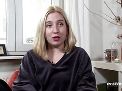 Amateur, Nana, Blonde, Plantureuse, Masturbation, Seins naturels, Chatte, Mouillée