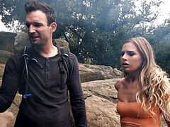 18 jahre, Wohlbeleibte schöne frauen, Auto, Kehlenfick, Schwanz, Hundestellung, Lecken, Muschi