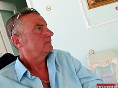 18 jaar, Amerikaans, Kont, Dubbele penetratie, Natuurlijke tieten, Mager, Tiener, Trio