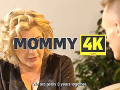 Vollbusig, Geile alte tussi, Milf, Natürlich, Natürlichen titten, Stiefmutter, Strümpfe, Titten