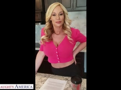 Cul, Chambre à dormir, Gros cul, Gros seins, Blonde, Cuisine, Jarretelles, Nénés