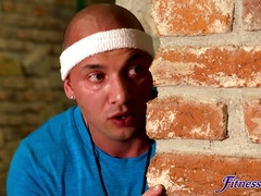 Enthousiasteling, Pijpbeurt, Bruinharig, Lul, Sportzaal, Kut duiken, Douche, Bekijker