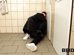 Anal, Belle grosse femme bgf, Gros cul, Gros seins, Mariée, Brunette brune, Rondelette, Jarretelles