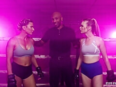 Большая жопа, Большие сиськи, Белье, Милф, Киски, Бритые, Стриптизерша, Сиськи