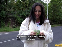 Grote kont, Grote mammen, Zoenen, Douche, Billekoek, Tatoeage, Tieten likken, Nat