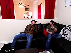 ベビーシッター, フェティッシュ, 手コキする, Hd, 放尿, 現実, 濡れ