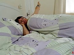 Grote mammen, Lul, Hardcore, Reusachtig, Monster, Kut duiken, Zuigen, Tieten likken