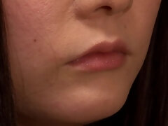 Aziatisch, Grote mammen, Gebondenheid, Fetisj, Hardcore, Natuurlijke tieten, Vastgebonden, Tieten likken