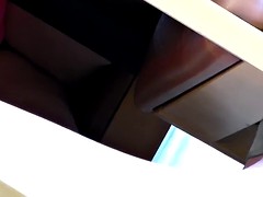 Amateur, Belle grosse femme bgf, Sous la jupe, Voyeur