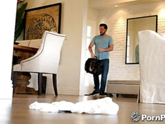 浴室, フェラチオ, 茶髪の, 中出し, オナニー, 小柄, 剃毛, ティーン